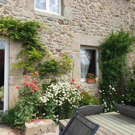 Privatunterkunft Le Du Clos Giot