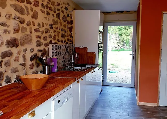 Homestay Le Du Clos Giot *